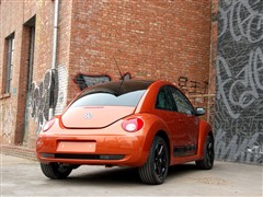 Volkswagen imported Volkswagen Beetle 2010 1.8T AT BlackOrange.