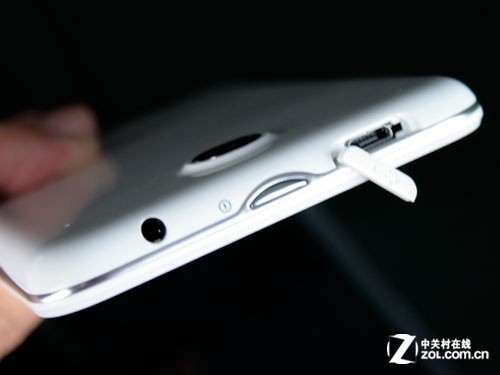 5.0 inch /9.9mm/ Android 4.0 music Phone S880 evaluation