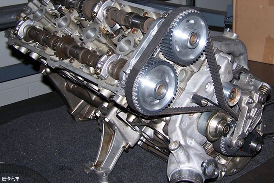 Timing belt and timing chain